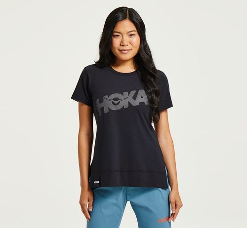 Women's Hoka One One Brand Tee Running Tees Black / Castlerock | RIUCAE923