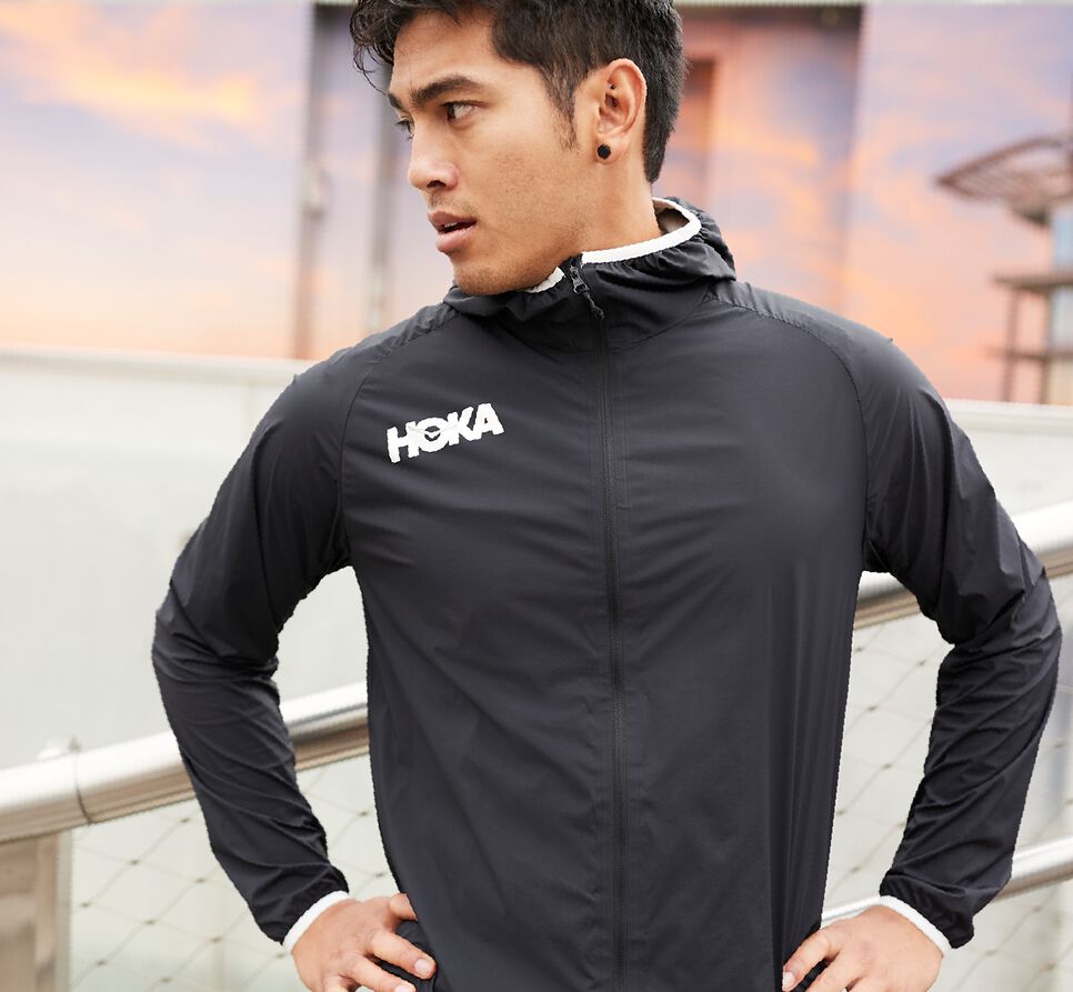 Men's Hoka One One Full-Zip Wind Jackets Black | IPWVLD625