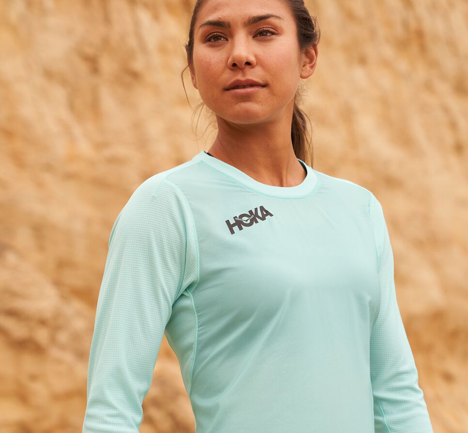 Women's Hoka One One Slim Fit Windshirts Blue Tint | HVEOGD156